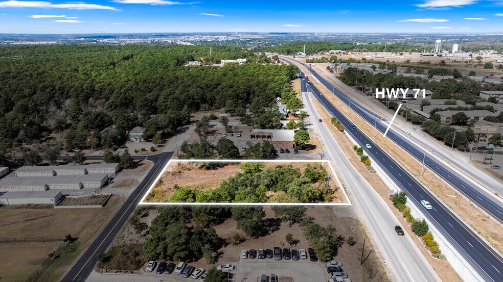 3999 State 71 hwy, Bastrop, TX à vendre - Photo principale – Image 1 sur 17