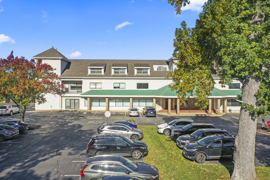 602 S King St, Leesburg, VA à louer - Photo de l’immeuble – Image 3 sur 68