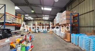 Plus de détails pour Local d'activités à louer