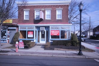 228 Main St, Little Ferry, NJ à louer Photo de l’immeuble– Image 2 sur 7