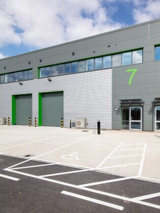 Plus de détails pour Vulcan Way, Wimborne - Industriel/Logistique à louer