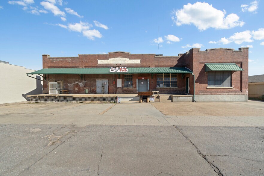120 E Broadway St, West Memphis, AR à vendre - Photo principale – Image 1 sur 17