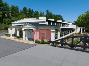 1580 McLaughlin Run Rd, Upper Saint Clair, PA à louer Photo de l’immeuble– Image 2 sur 6