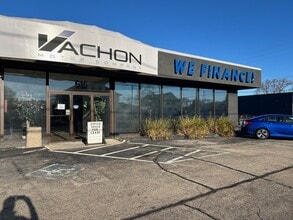 615 Reservoir Ave, Cranston, RI à louer Photo intérieure– Image 2 sur 2