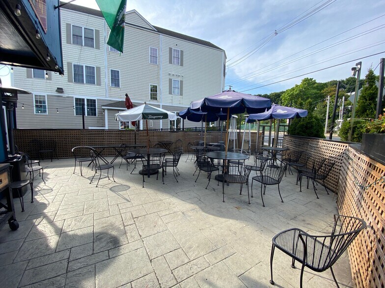 24-26 Hammatt St, Ipswich, MA à vendre - Photo de l’immeuble – Image 3 sur 6