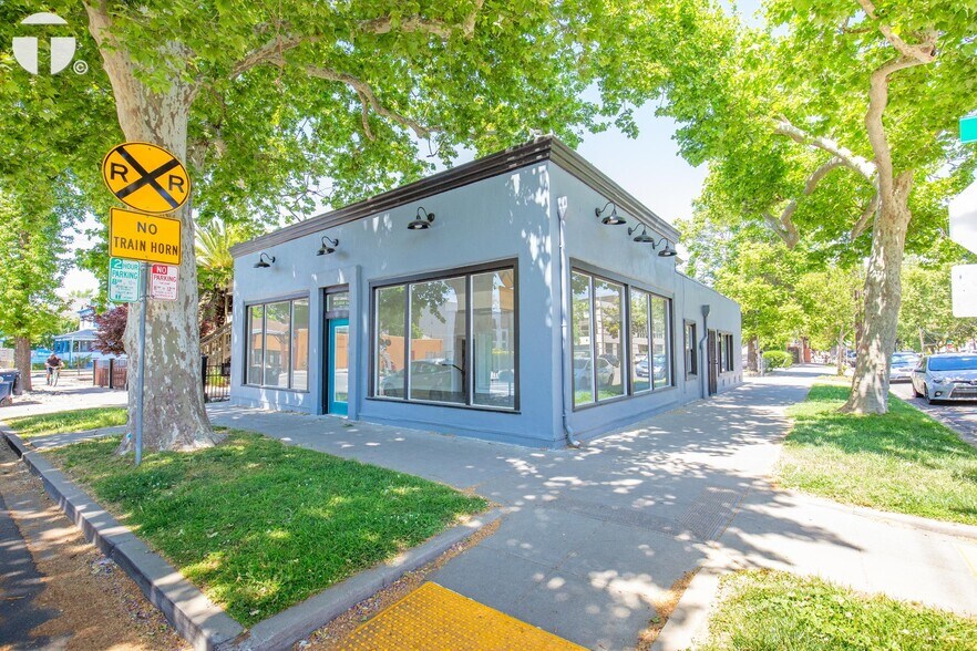 1931 P St, Sacramento, CA à vendre - Photo principale – Image 2 sur 15