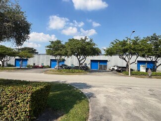 Plus de détails pour 5400-5490 NW 161st St, Miami Lakes, FL - Industriel/Logistique à louer