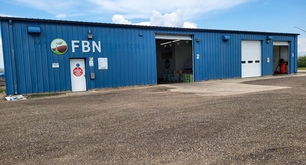 48 Ball Rd, Yorkton, SK à vendre - Photo de l’immeuble – Image 2 sur 4
