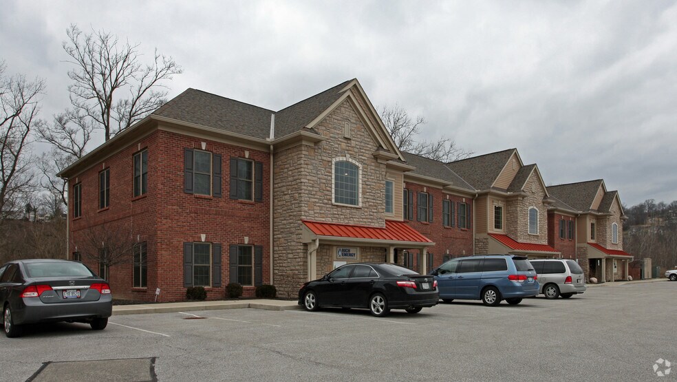 5082-5086 Wooster Rd, Cincinnati, OH à vendre - Photo de l’immeuble – Image 3 sur 20
