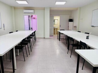 Plus de détails pour Carrer Poeta Miguel Hernández, 52, Elche - Local commercial à louer