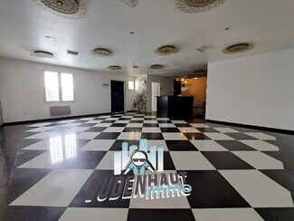 Plus de détails pour Local commercial à louer