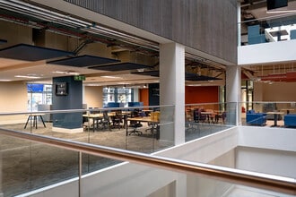 Kings Sq, Gloucester à louer Photo intérieure– Image 2 sur 7