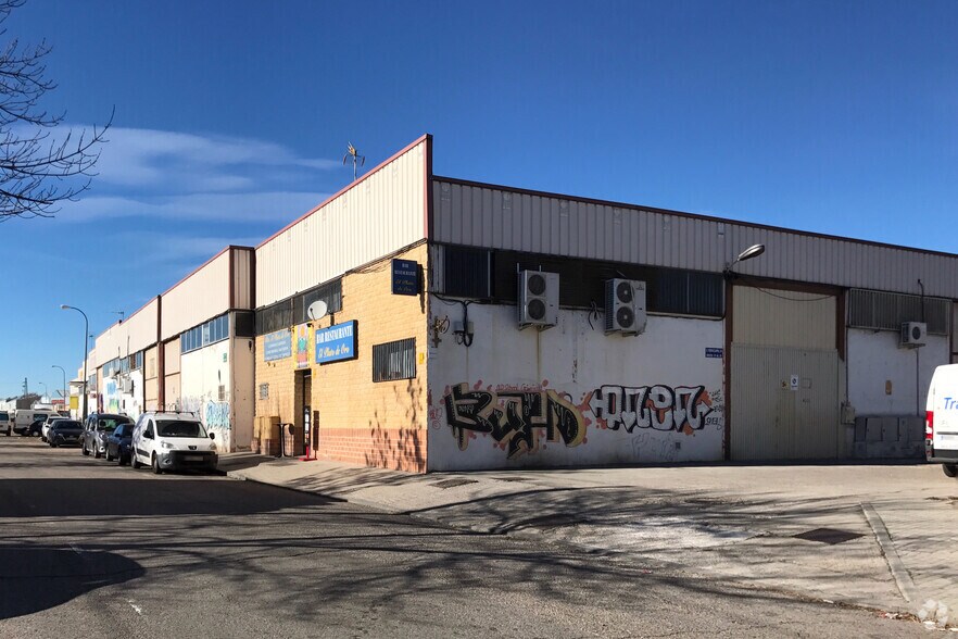Industriel/Logistique dans Coslada, Madrid à vendre - Photo principale – Image 1 sur 9