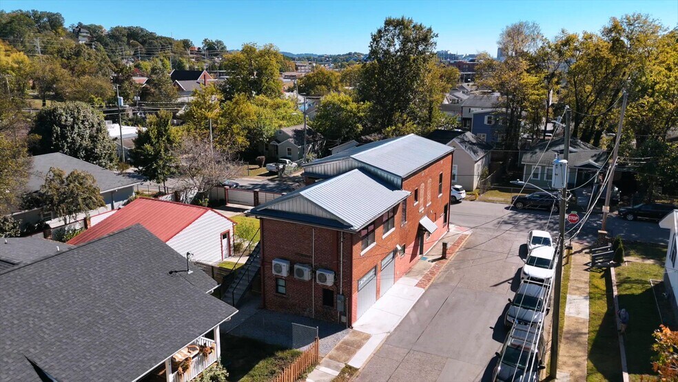 600 Snow St, Chattanooga, TN à vendre - Vidéo sur l’annonce professionnelle – Image 2 sur 44
