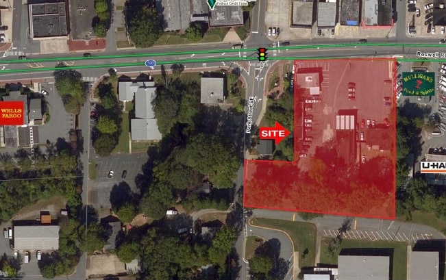 670-686 Roswell St NE, Marietta, GA à louer Photo principale– Image 1 sur 8