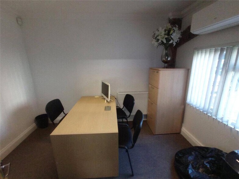 375-377 Rayleigh Rd, Leigh On Sea à louer - Photo de l’immeuble – Image 3 sur 30