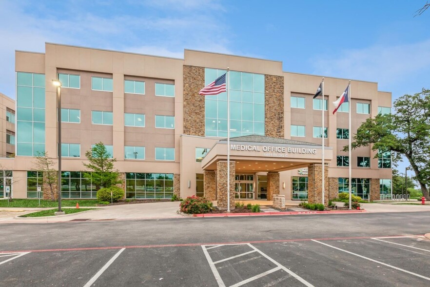 1401 Medical Pky, Cedar Park, TX à louer - Photo de l’immeuble – Image 2 sur 11