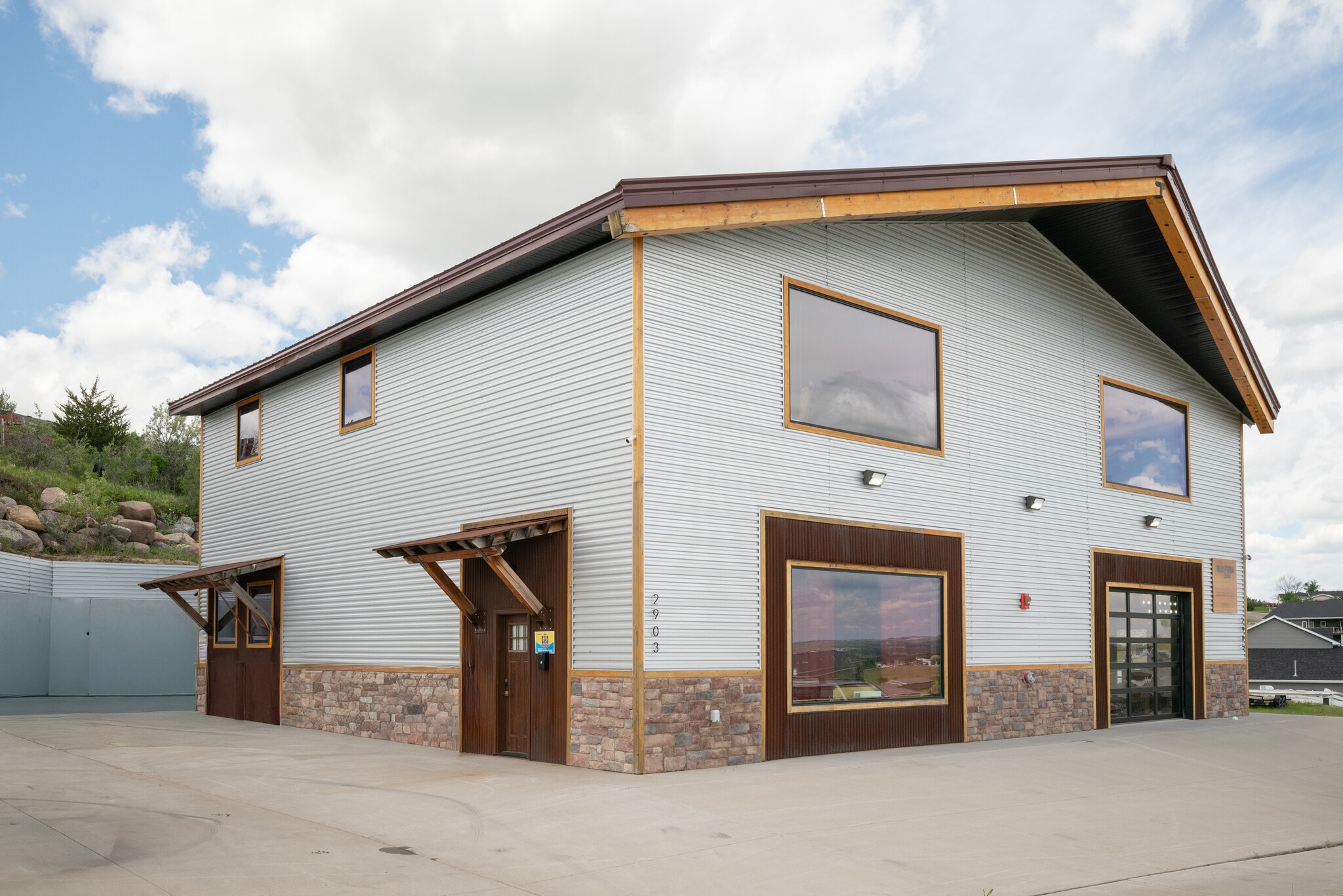 2903 Jude Ln NW, Mandan, ND à vendre Photo principale– Image 1 sur 18