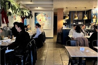 137 Sullivan St, New York, NY à louer Photo intérieure– Image 1 sur 8