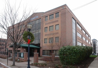 Plus de détails pour 58-86 E Main St, Somerville, NJ - Bureau, Local commercial à louer