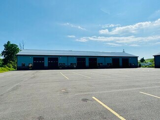 Plus de détails pour 7431 Porter Rd, Niagara Falls, NY - Local d'activités à louer