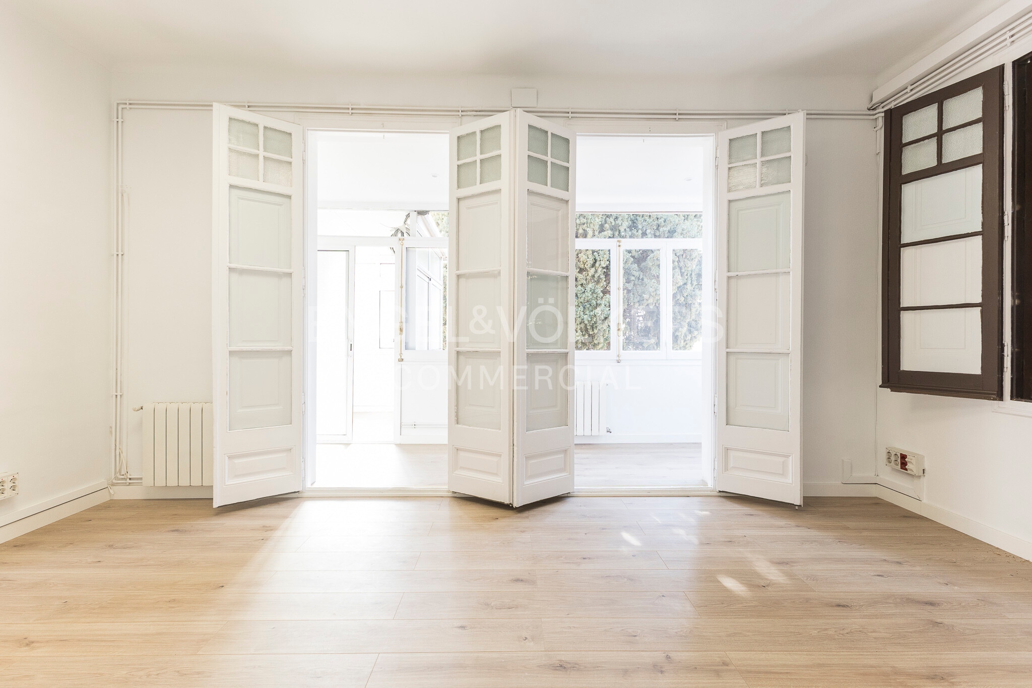 Bureau dans Barcelone, Barcelona à louer Photo principale– Image 1 sur 5