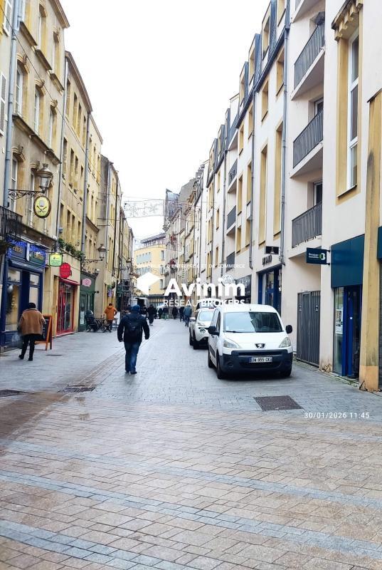Plus de détails pour Local commercial à louer