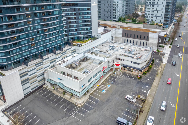 Plus de détails pour 821-827 Bellevue Way NE, Bellevue, WA - Local commercial à louer