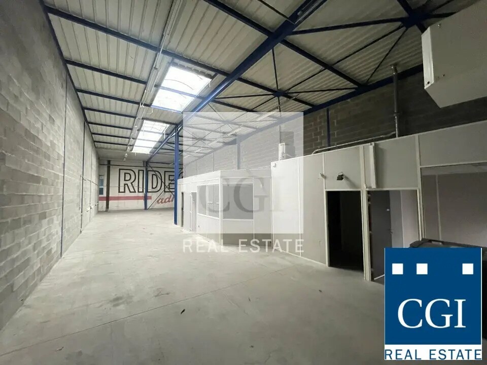 Local d’activités dans Saint-Martin-le-Vinoux à louer Photo intérieure– Image 1 sur 10