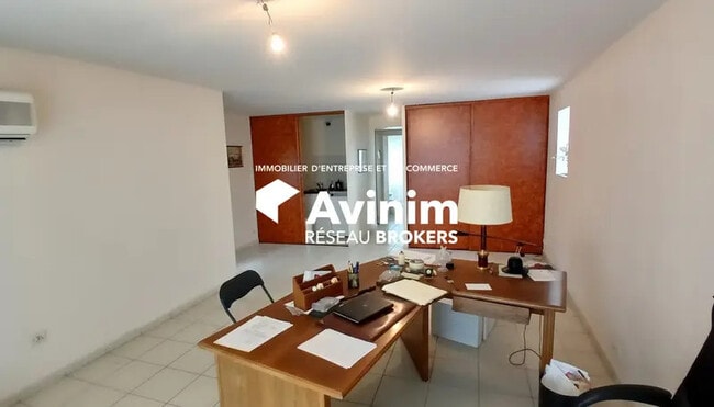 Plus de détails pour Bureau à vendre