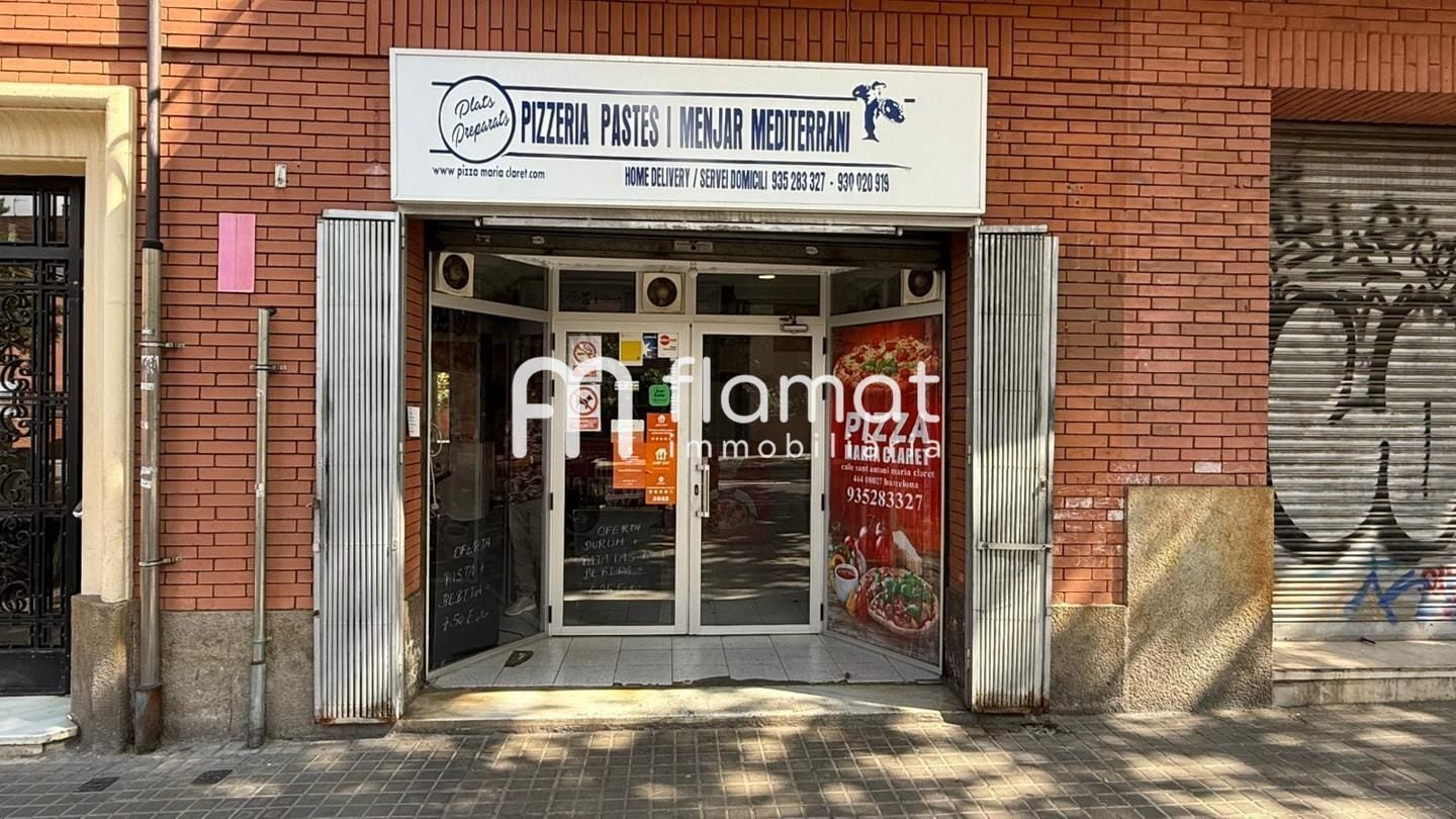 Local commercial dans Barcelone, Barcelona à louer Photo de l’immeuble– Image 1 sur 7