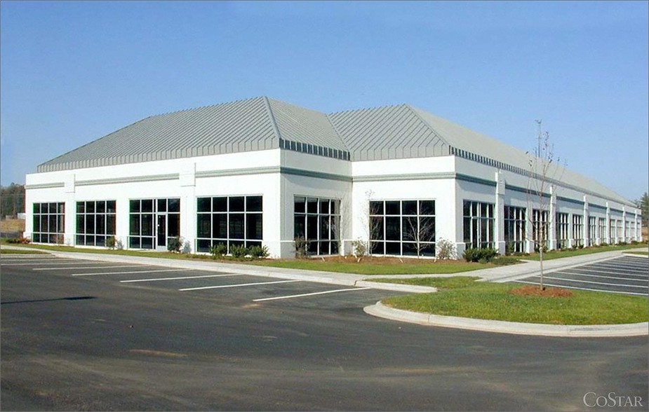 1057 Red Ventures Dr, Fort Mill, SC à louer - Photo de l’immeuble – Image 2 sur 25