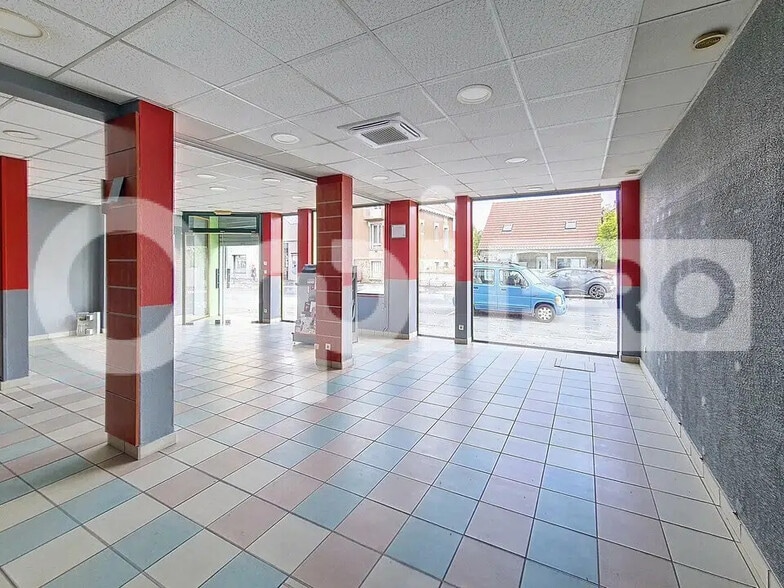 Local commercial dans Montluçon à louer - Photo de l’immeuble – Image 3 sur 5