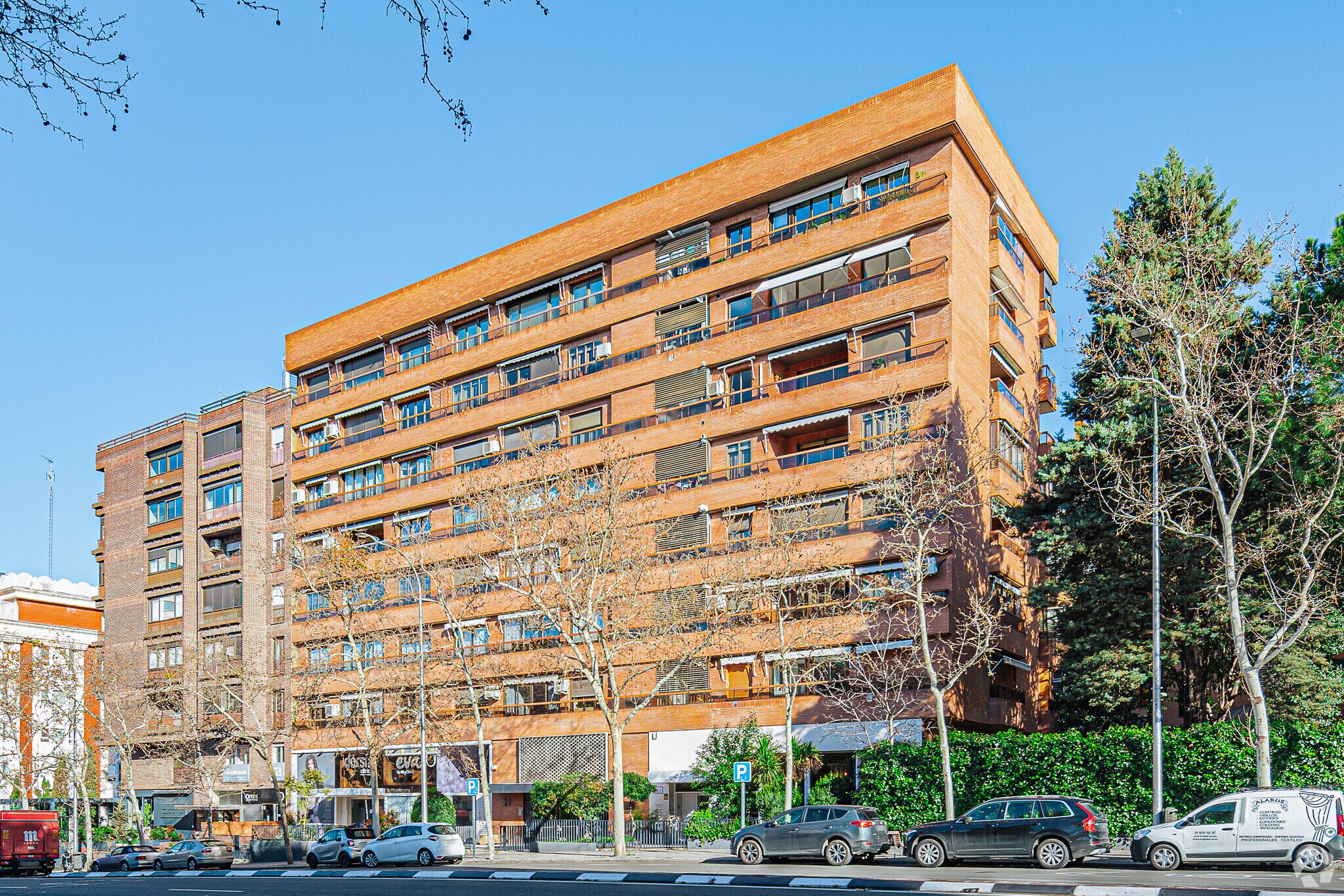 Avenida de Alberto Alcocer, 29, Madrid, Madrid à vendre Photo principale– Image 1 sur 3