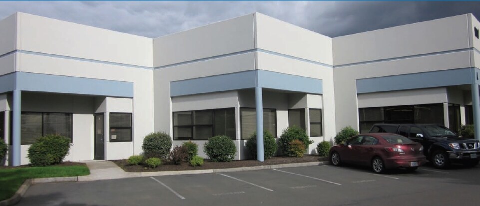 9150 SW Pioneer Ct, Wilsonville, OR à louer - Photo de l’immeuble – Image 2 sur 9