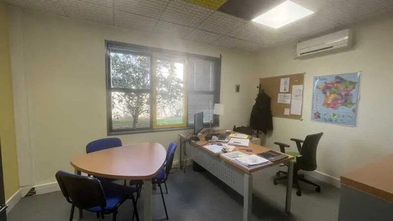 Bureau dans Olivet à louer - Photo de l’immeuble – Image 3 sur 6
