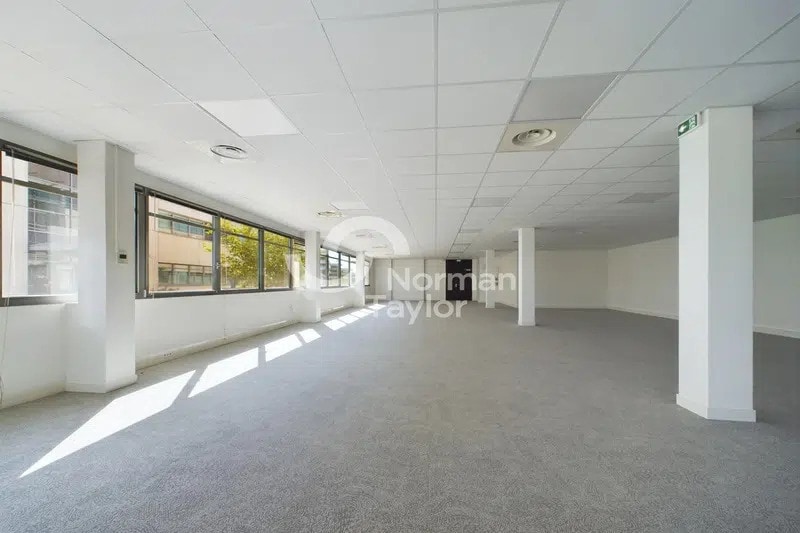 Bureau dans Montpellier à louer - Photo de l’immeuble – Image 2 sur 11