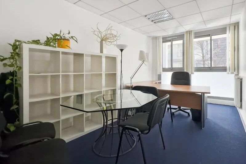 Bureau dans Paris à louer - Photo de l’immeuble – Image 2 sur 7