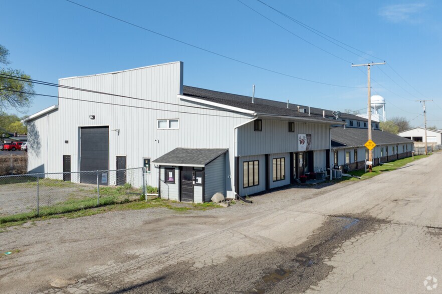 505 Grant Ave, Chesterton, IN à louer - Photo principale – Image 1 sur 18
