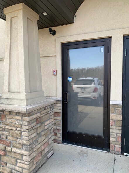 123-139 Highway 23 W, Foley, MN à louer - Photo de l’immeuble – Image 3 sur 15