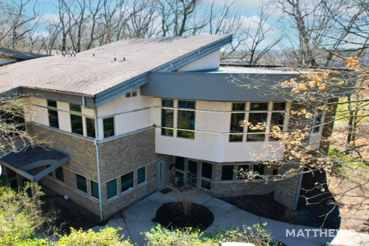 7864 Moorsbridge Rd, Portage, MI à vendre Photo principale– Image 1 sur 4