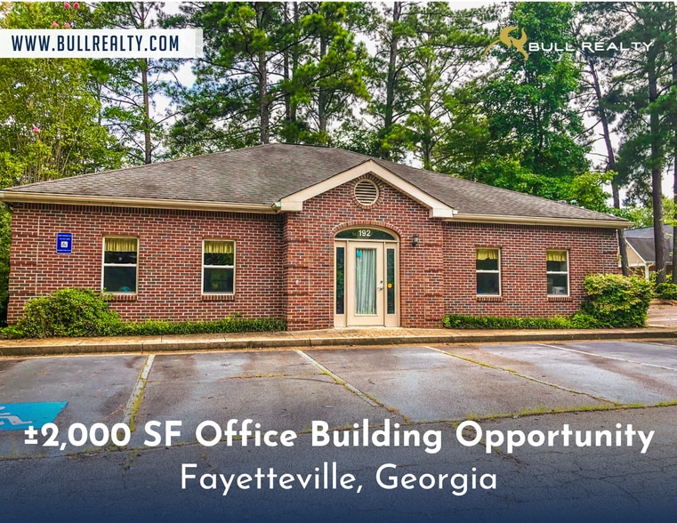 192 Weatherly Dr, Fayetteville, GA à louer - Photo de l’immeuble – Image 1 sur 6