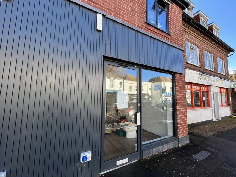 51-51A High St, New Romney à vendre - Photo de l’immeuble – Image 2 sur 4