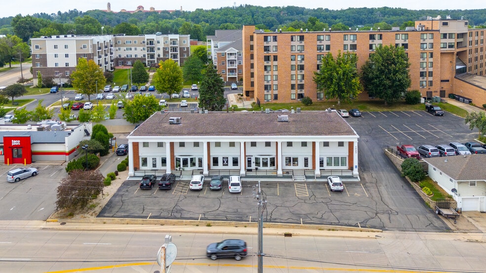 1027 7th St NW, Rochester, MN à louer - Photo principale – Image 1 sur 4