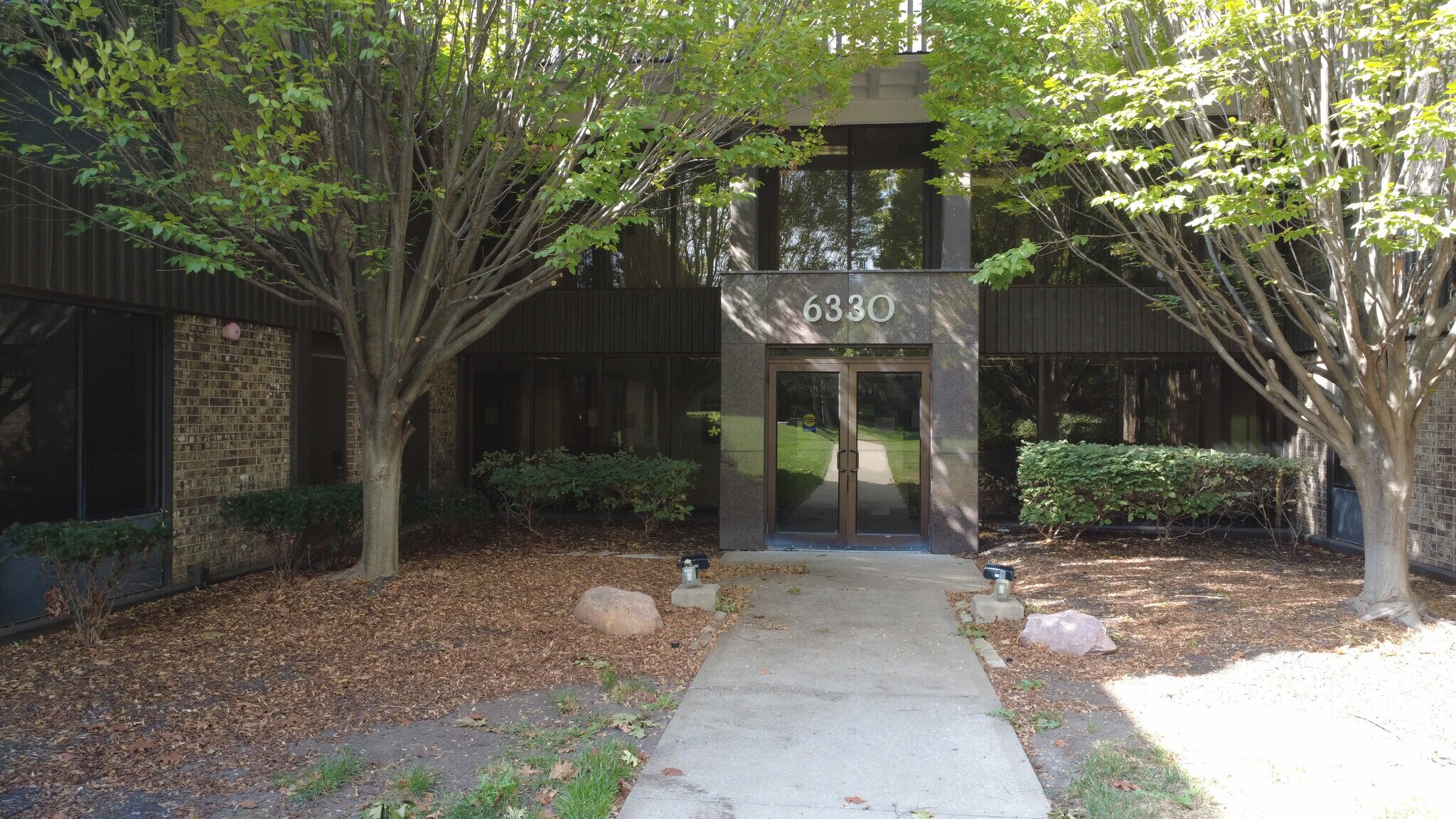 6330 Lamar Ave, Overland Park, KS à louer Photo principale– Image 1 sur 29