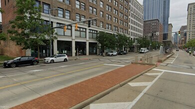 1900 Euclid Ave, Cleveland, OH à louer Photo de l’immeuble– Image 1 sur 4