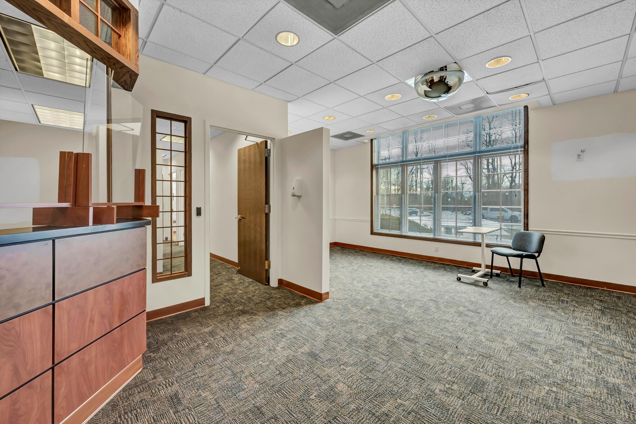 48 Route 6, Yorktown Heights, NY à louer Photo intérieure– Image 1 sur 18