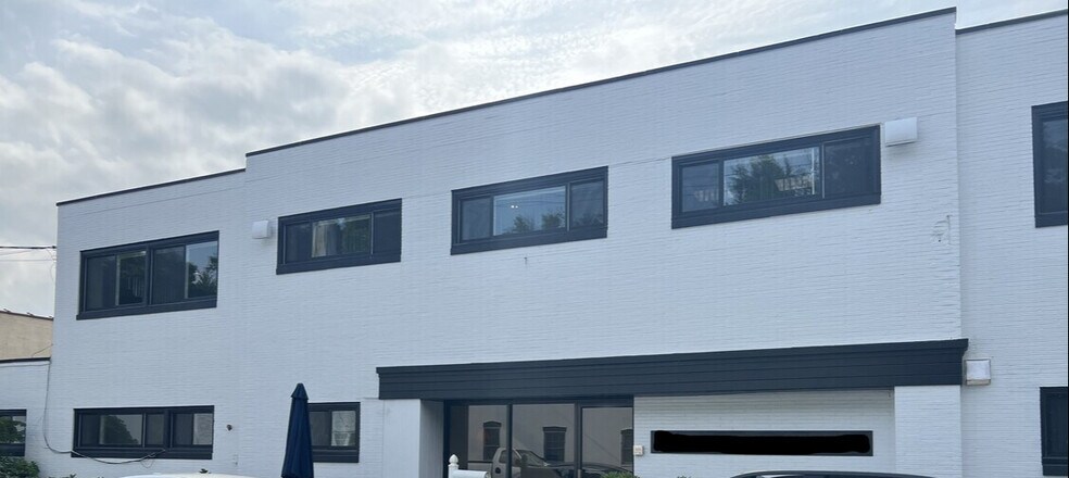 255 S Regent St, Port Chester, NY à louer - Photo de l’immeuble – Image 1 sur 4