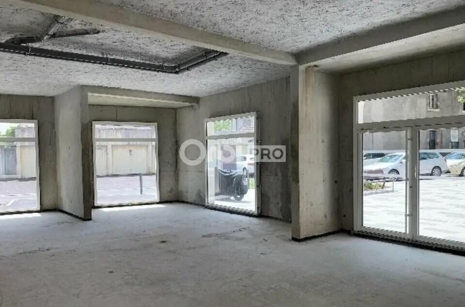 Local commercial dans Pau à louer Photo intérieure– Image 1 sur 5