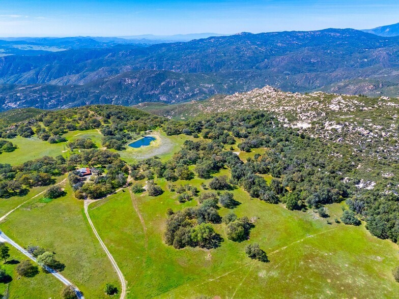 25258 Mesa Grande Rd, Santa Ysabel, CA à vendre - Photo de l’immeuble – Image 2 sur 82